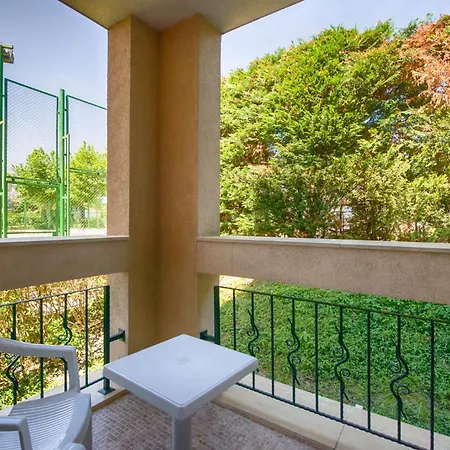 Prestige First Line In Saint Vlas Apartment